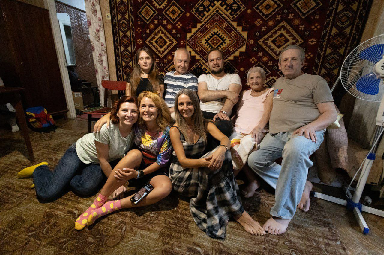 Oksana with met with her dear Mariupolans in Kyiv.