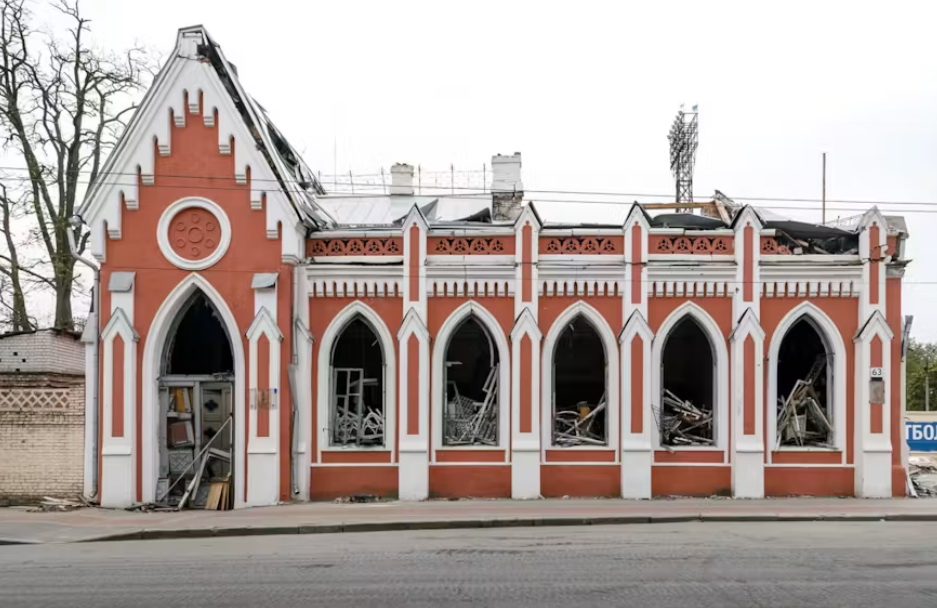 The heavily damaged Chernihiv Regional Library for Youth after a Russian attack. Debris covers the site. Photo credit: World Monuments Fund