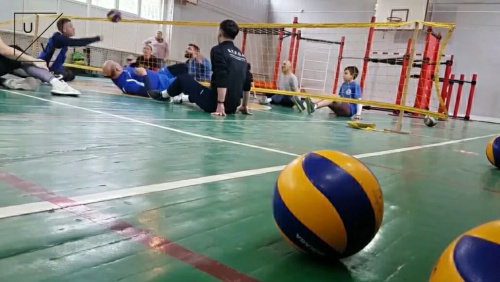 Sitting Volleyball Brings Veterans Back To Sport