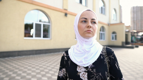 Українка розвінчує стереотипи про мусульман